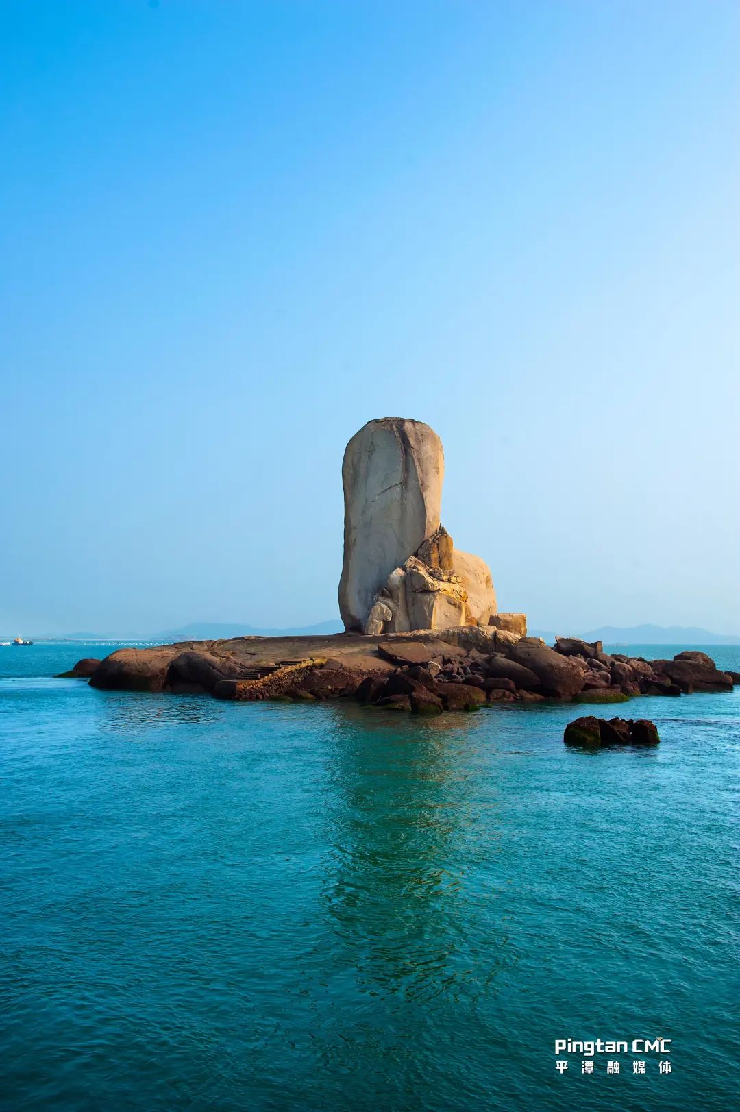 其中尤以半洋石帆为最,来平潭旅行有不到石牌洋,惘来平潭岛之说